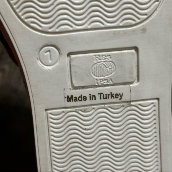 RES IPSA WOMENS KILIM SNEAKER SIZE 7 like new - Picture 11 of 12